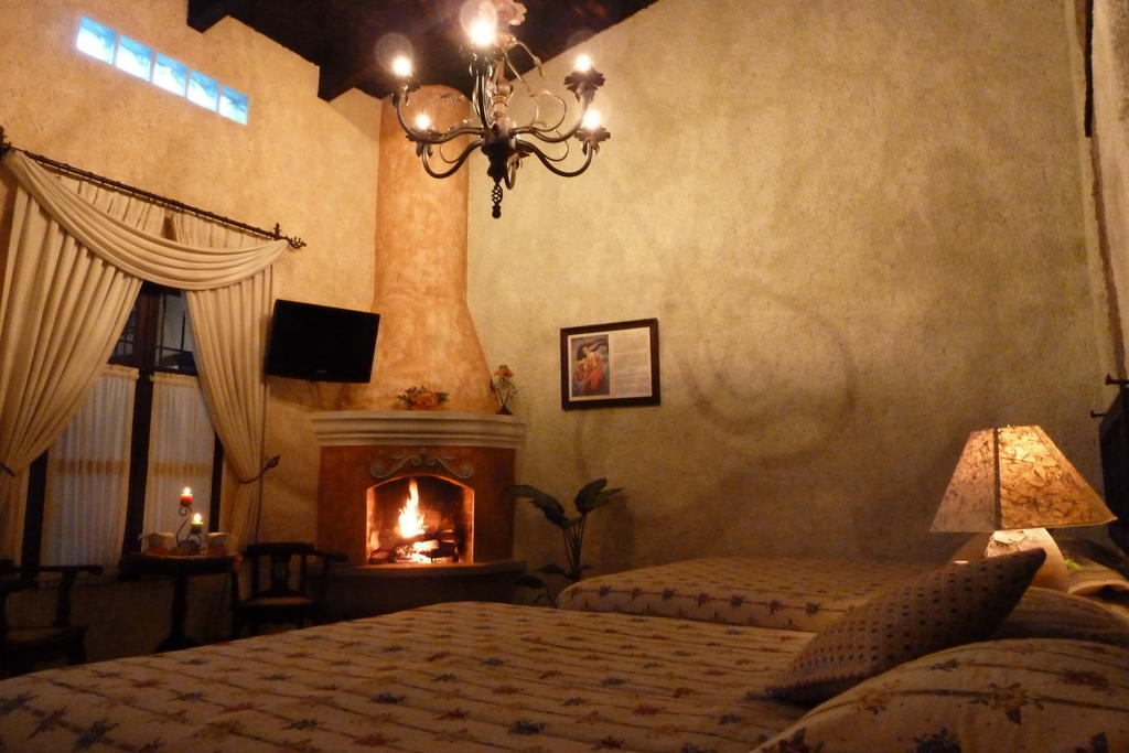 D'Leyenda Hotel Антигуа-Гватемала Номер фото
