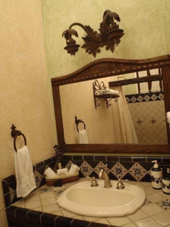 D'Leyenda Hotel Антигуа-Гватемала Экстерьер фото