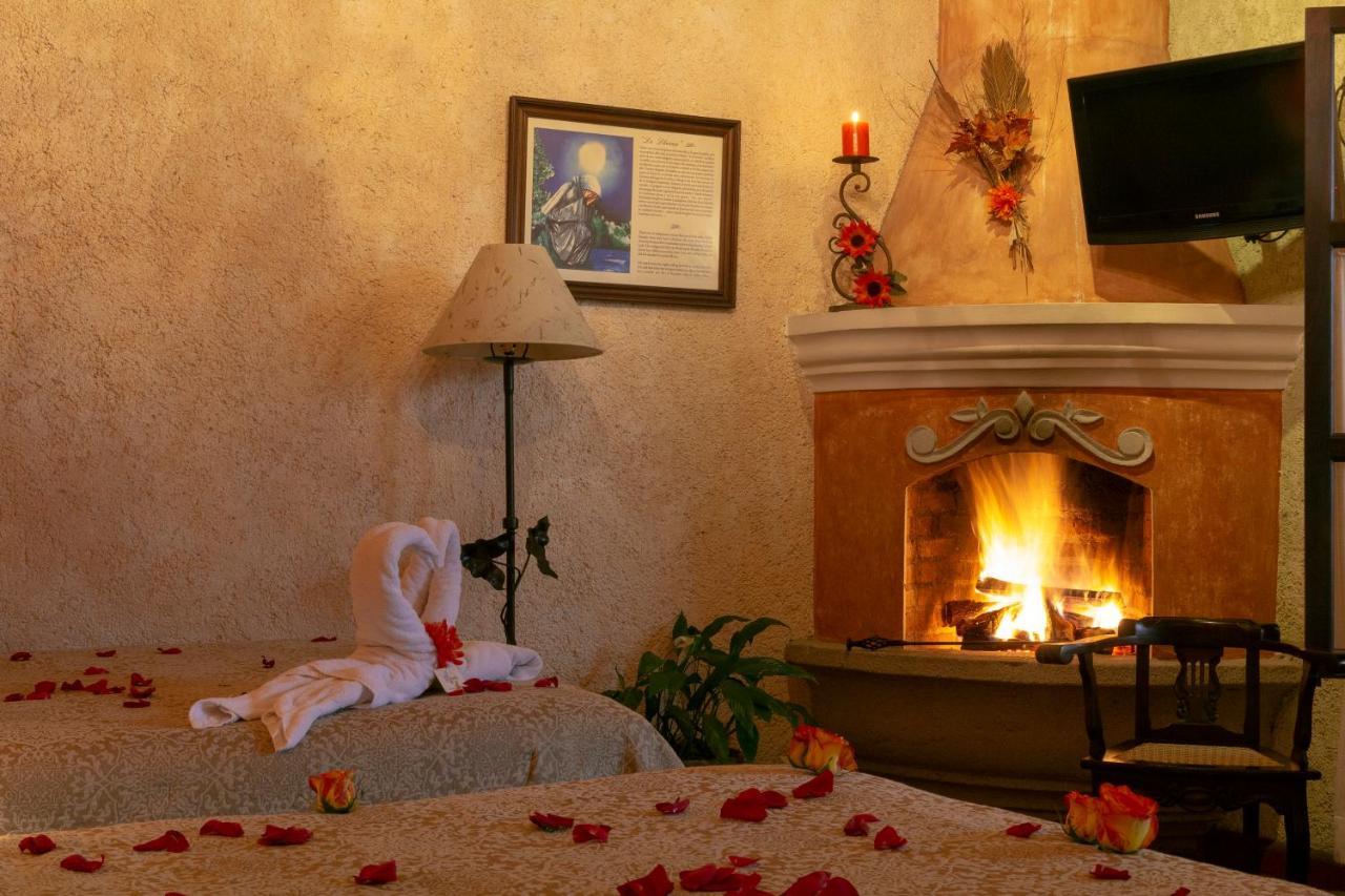 D'Leyenda Hotel Антигуа-Гватемала Экстерьер фото